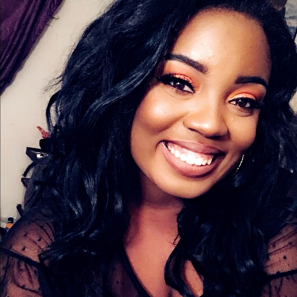 Meet your Posher, Lashonte